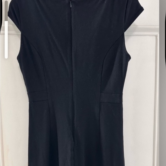 Theory Elegant Black Cap Sleeve Dress Size 8 - Picture 4 of 8